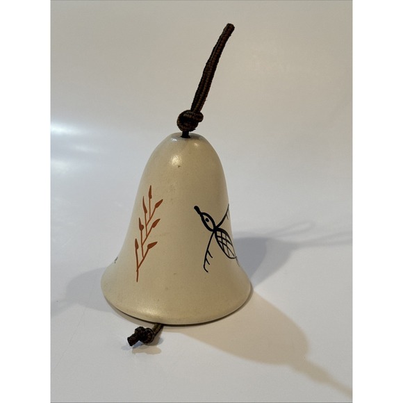 Dobe Arizona clay chime w/hand painted with clapper. - Picture 2 of 9